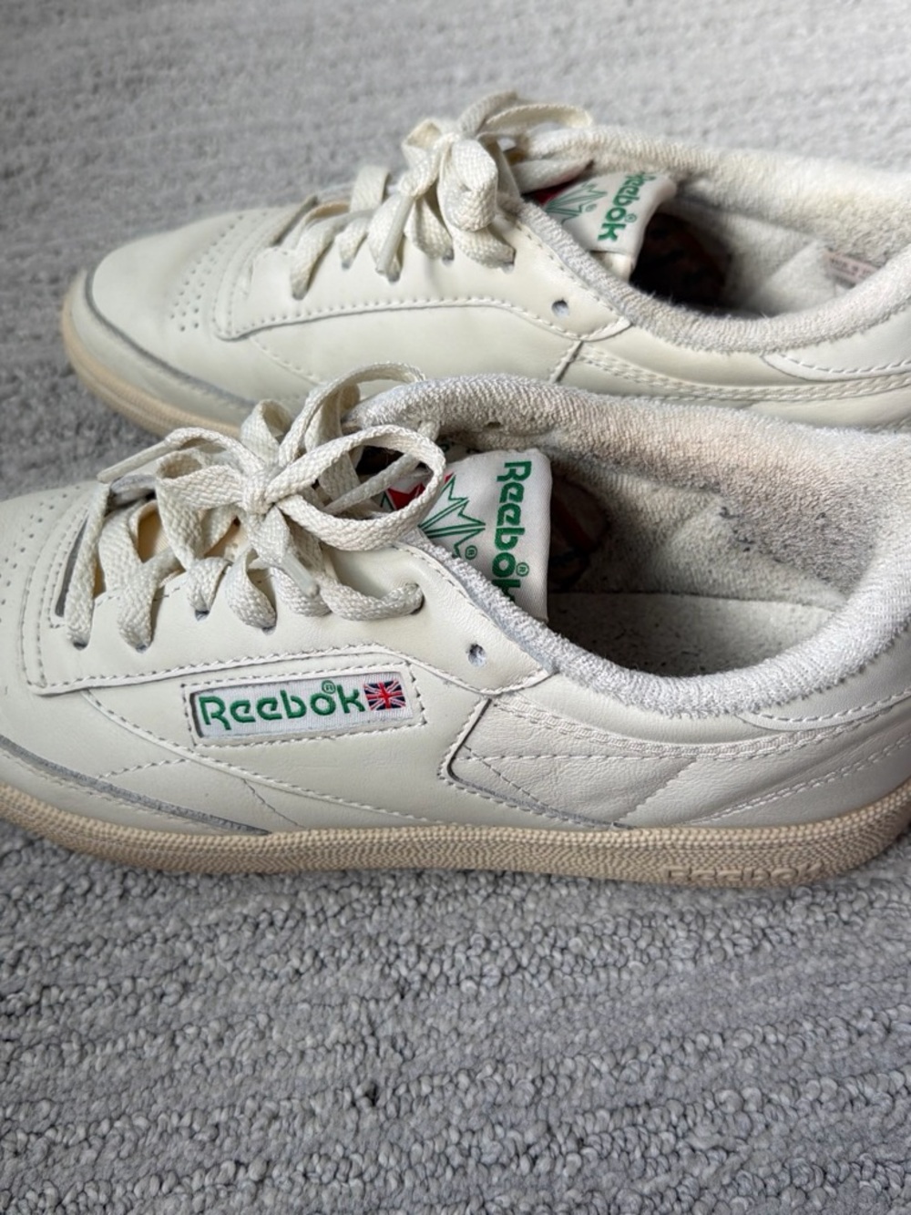 Reebok White/Green Classic Leather Sneakers - Picture 2 of 6